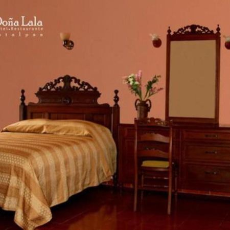 Hotel Posada Dona Lala 틀라코탈판 외부 사진