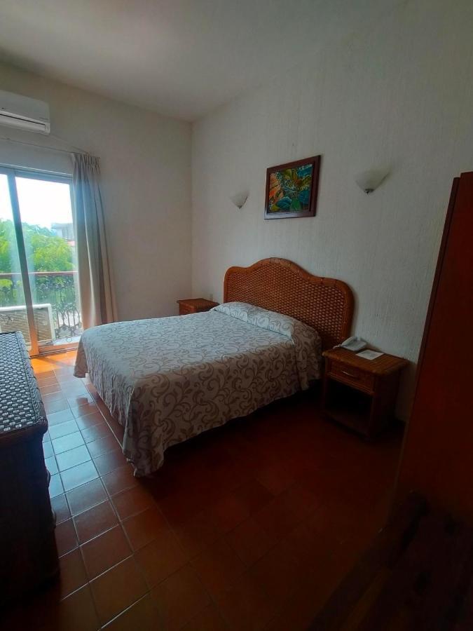 Hotel Posada Dona Lala 틀라코탈판 외부 사진