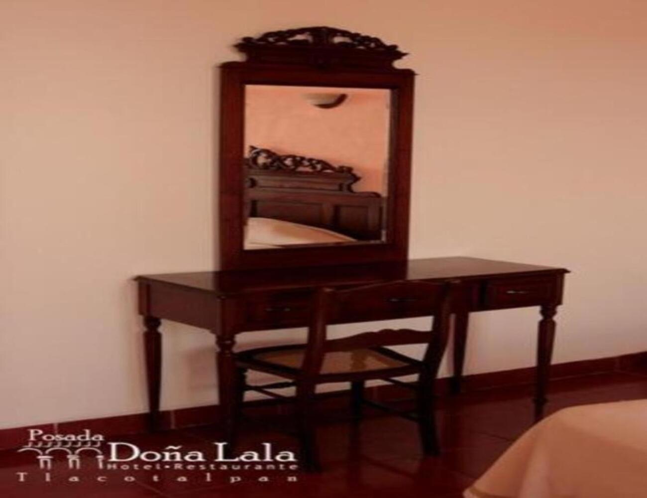 Hotel Posada Dona Lala 틀라코탈판 외부 사진