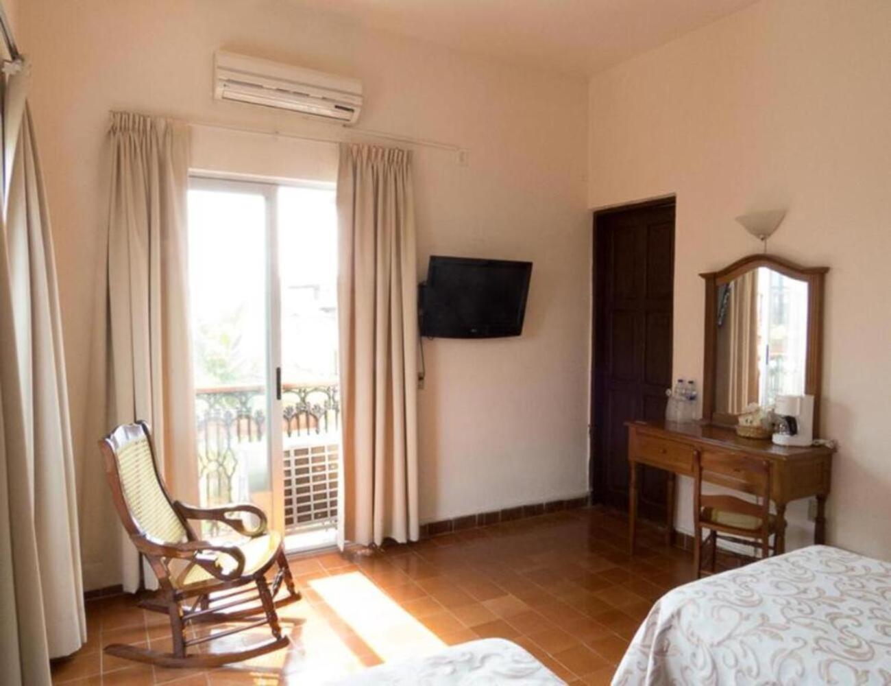 Hotel Posada Dona Lala 틀라코탈판 외부 사진