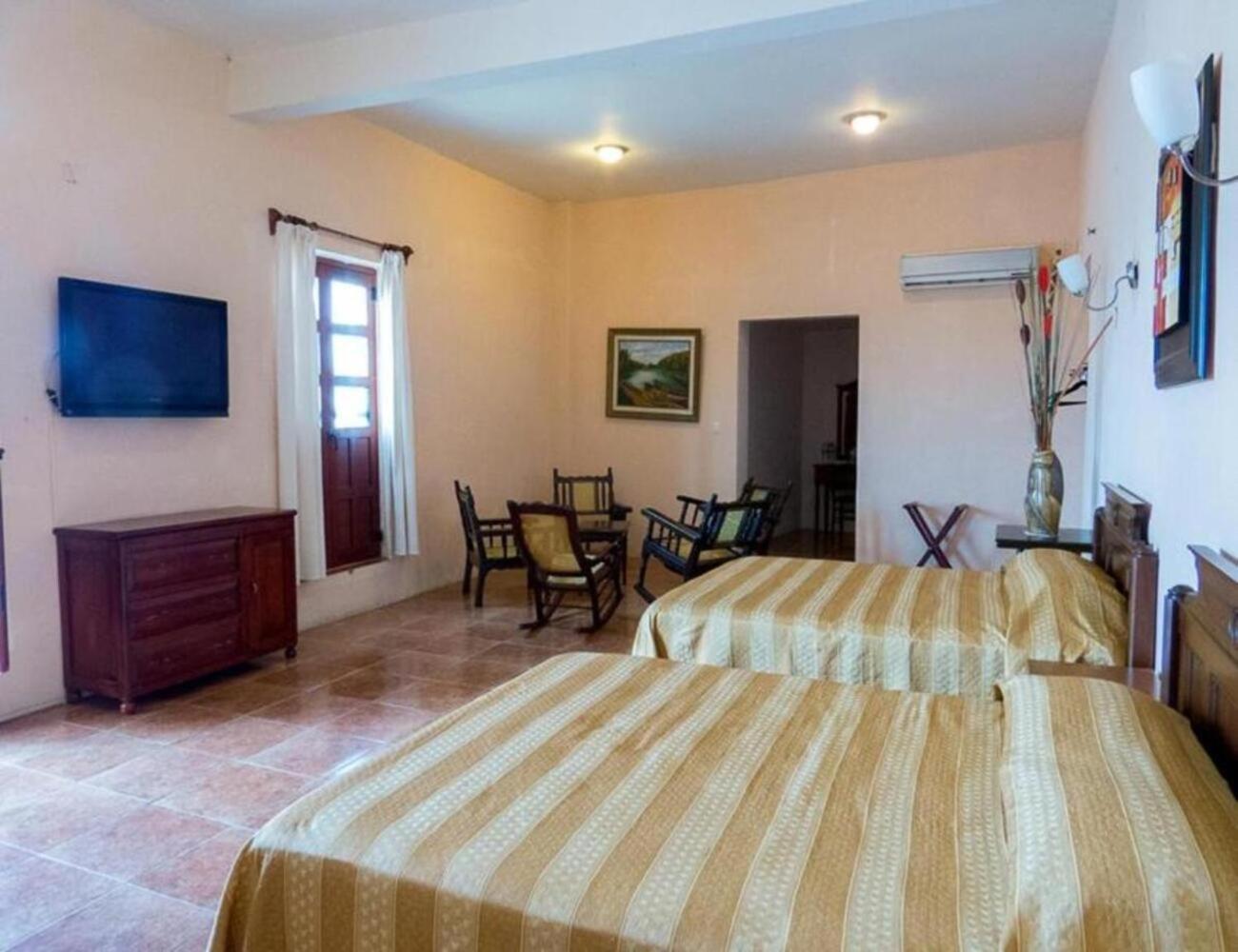 Hotel Posada Dona Lala 틀라코탈판 외부 사진