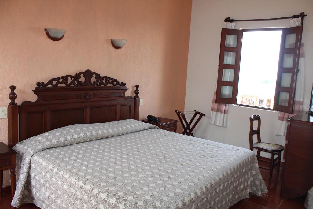 Hotel Posada Dona Lala 틀라코탈판 외부 사진